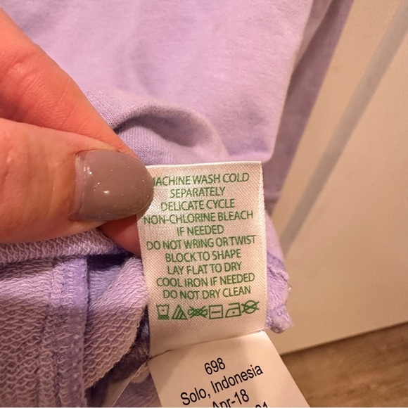 Lily Pulitzer Lavendar 1/4 Zip sweatshirt, size small, EUC, lace detail on arm - Picture 6 of 6